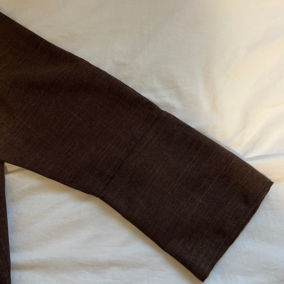Dark brown linen abaya - Picture 3 of 7